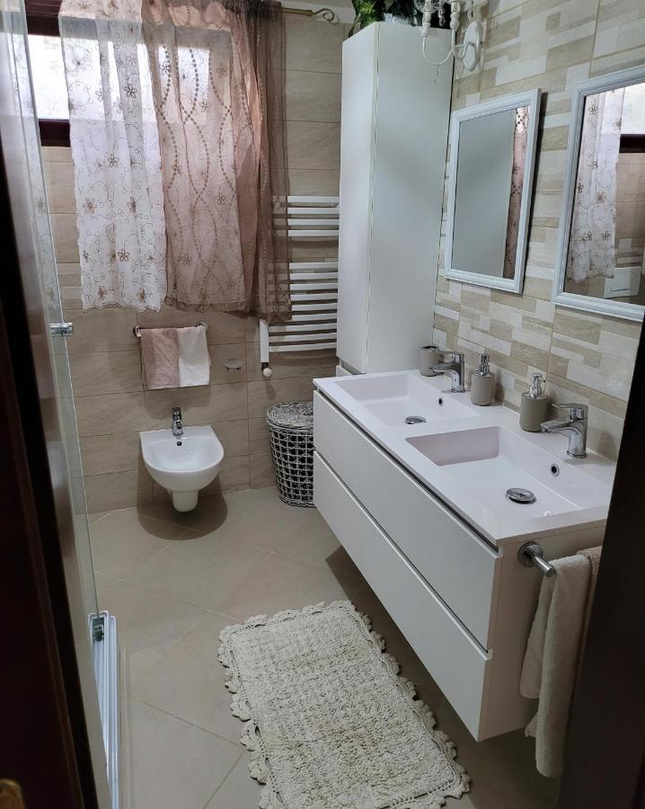 La Casa Delle Rose 1 * Giba
